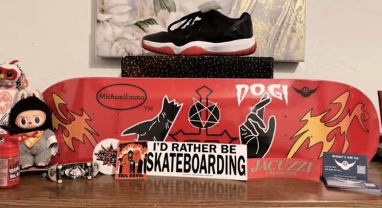 Michael Emma x Dogi Skate Deck ( Dogi Michael Emma ) - Image 2